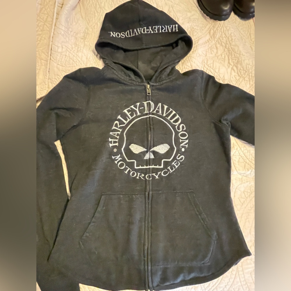 Harley-Davidson Black and Gray Willie G Skull Zip-Up Hoodie - Picture 2 of 15